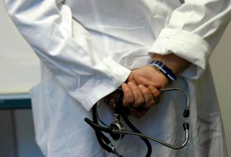 Crearon grupo para defender a médicos víctimas de falsas denuncias