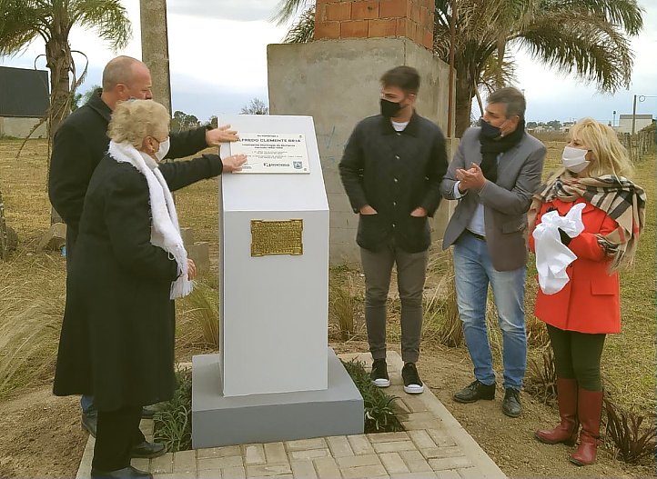 Morteros: Pusieron en valor el monolito recordando a Alfredo Clemente Bría
