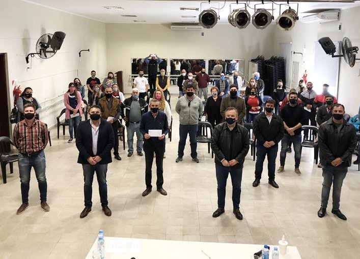Michlig entregó aportes a instituciones de San Cristóbal y otras localidades