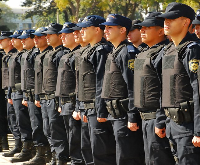 Anunciaron mejora salarial para la policía provincial