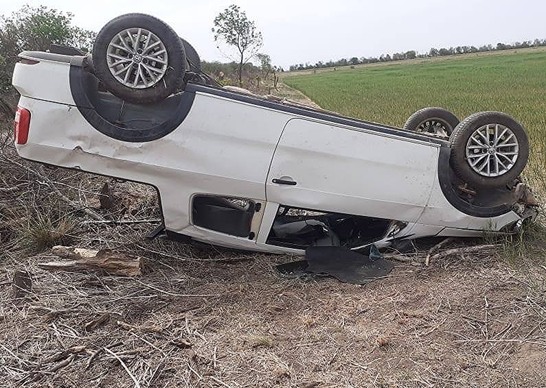Dos hombres lesionados en accidente en Col. Dos Hermanos
