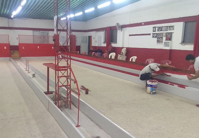 Suardi: Juniors pintó su cancha de bochas