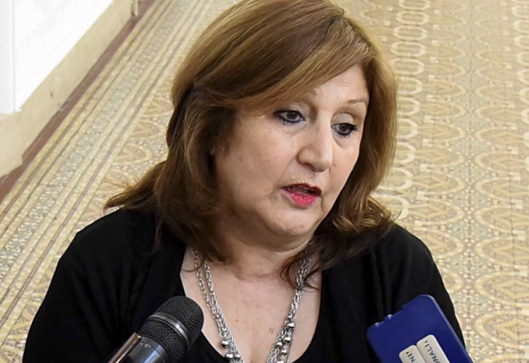 Cantero puso en duda el retorno de las clases presenciales