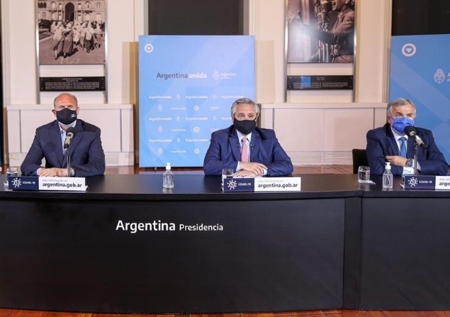 El Presidente anunció que habrá restricciones en la circulación 