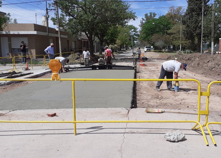 Avanzan en la obra de esquina céntrica de Suardi