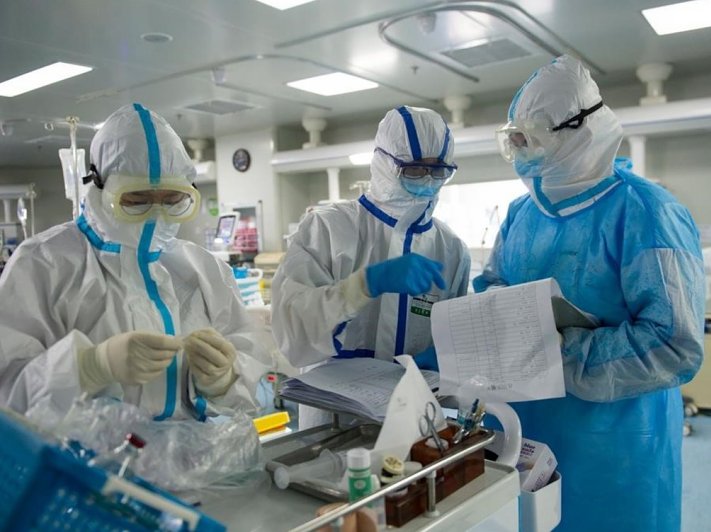 Buscan alternativas para sumar más personal médico