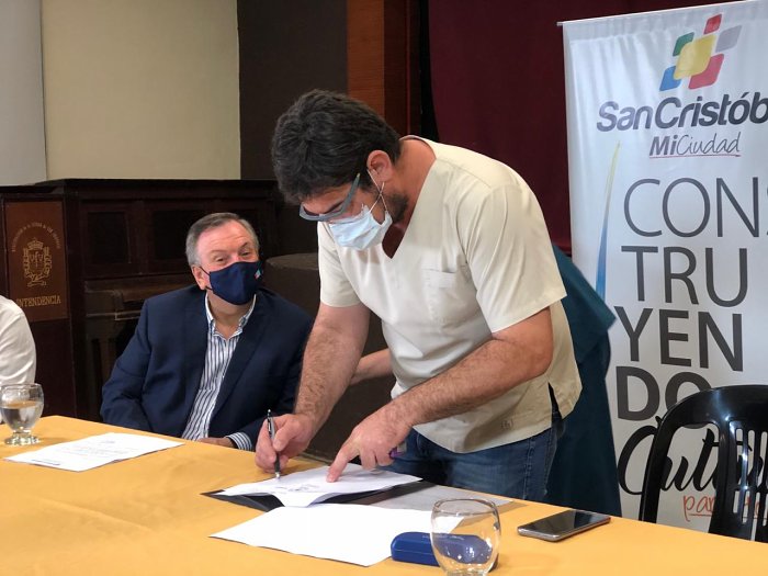 San Cristóbal: Firmaron comodato para la utilización del respirador