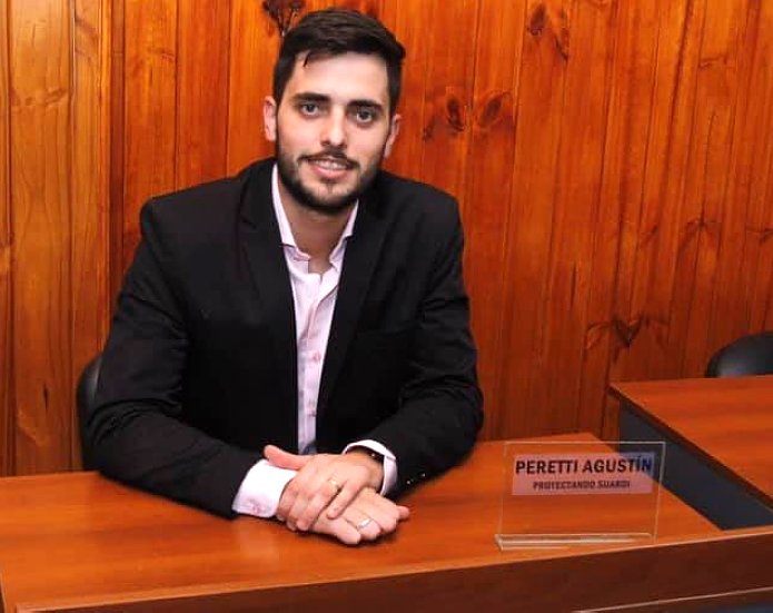 Peretti reclama sobre el plan de viviendas municipal