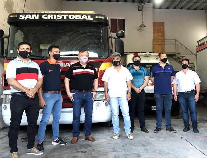 Michlig entregó aportes a instituciones de San Cristóbal