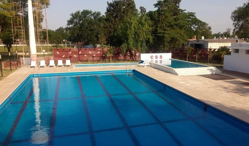 Sportivo habilitó la temporada de pileta