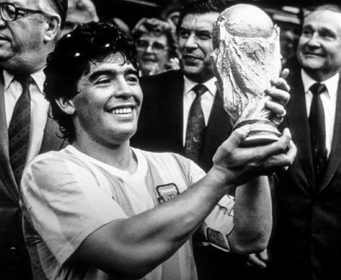 Nico Burdisso recordó a Maradona en Radio Belgrano