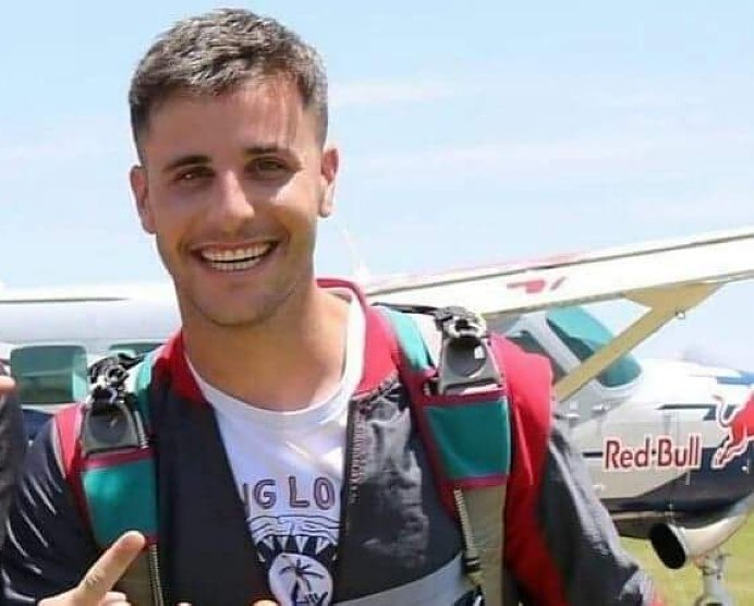 Paracaidista de Morteros falleció en el Aero Club de Cañada de Gómez