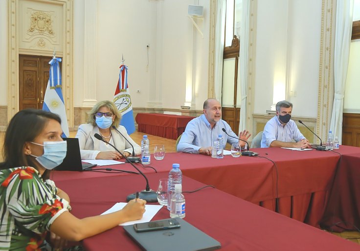 La provincia organiza con Intendentes el operativo de vacunación contra el covid 19