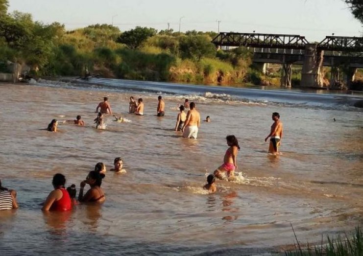 Menor detenido tras robar en el Balneario 