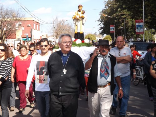 Suardi: Monseñor Fernández presidió la 23° peregrinación a San Cayetano