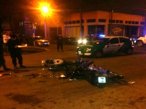 Frontera: Un muerto al chocar dos motos