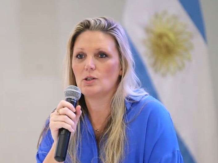 Geese dijo que el actual gobierno pone excusas para no avanzar con el gasoducto