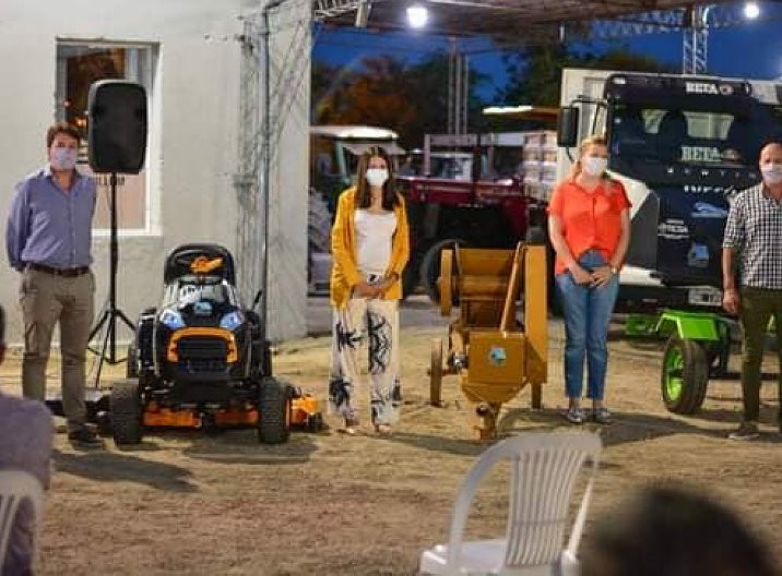 Municipalidad de San Guillermo presentó nuevas maquinarias