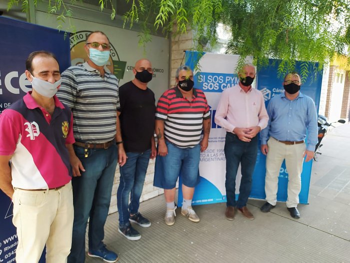 El Pte. de FECECO visitó el Centro Económico de Suardi