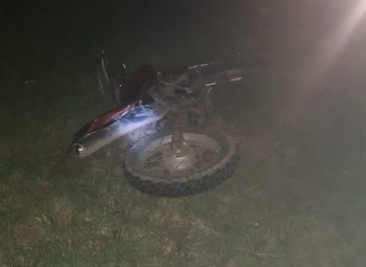 San Cristóbal: Murió un motociclista al chocar con un colectivo
