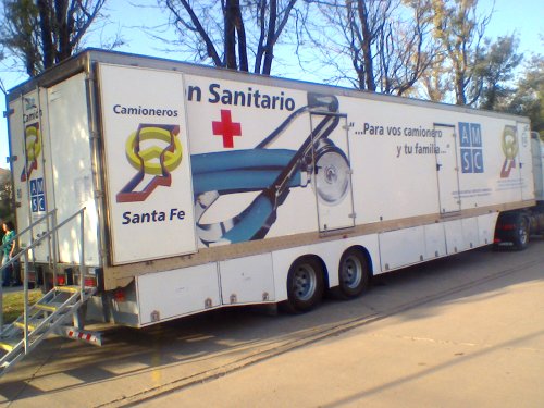 Camión Sanitario del gremio Camioneros brindó atención en Suardi