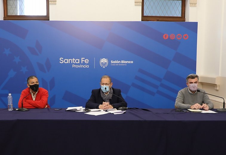 Corach ratificó medidas y dijo que la pandemia no terminó