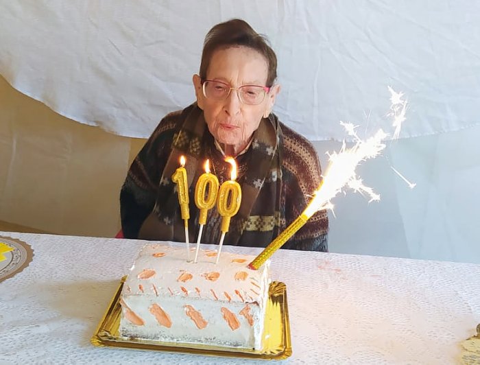 Suardi: ¡¡Felíz cumpleaños abuela Emilia!!