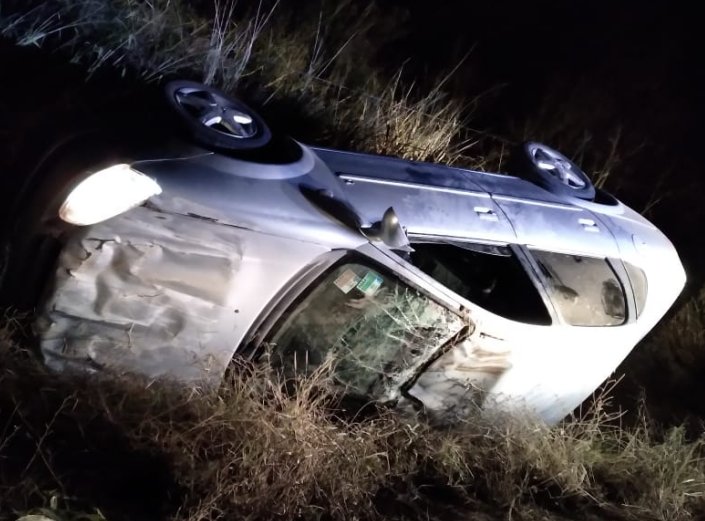 Volcó un automovilista en Villa Saralegui