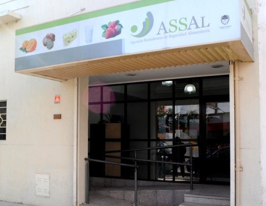 La Assal prohibió la comercialización de salames elaborados en Brinkmann