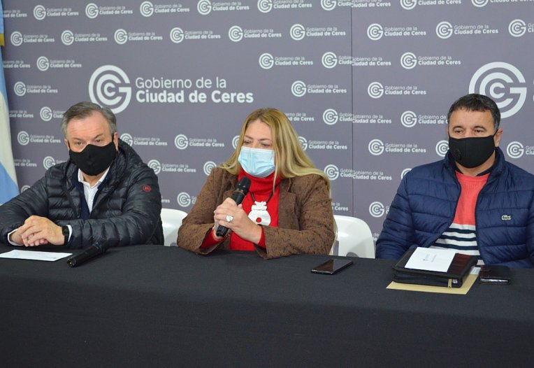 Michlig visitó Ceres y las localidades de Las Palmeras y Col. Ana