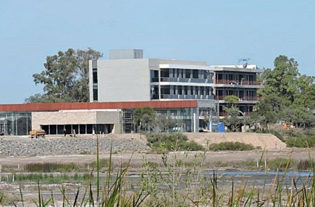 Comenzó el traslado del Casino de Miramar a su nuevo edificio