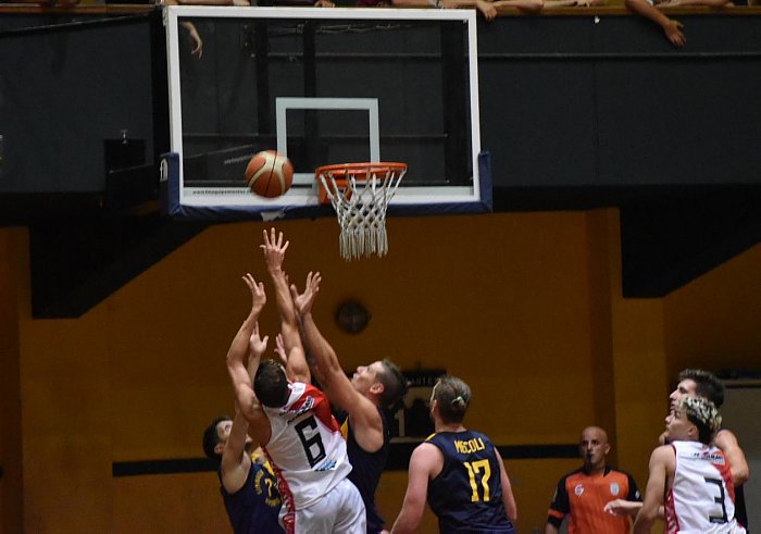 Federal: Sportivo no tuvo efectividad y cayó ante Gimnasia