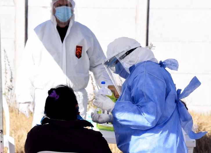 La provincia se acerca a los 8000 fallecimientos por coronavirus