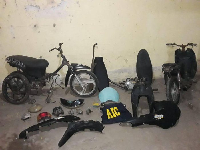 Menores robaron motos y accesorios desde la Comisaría de Villa Trinidad