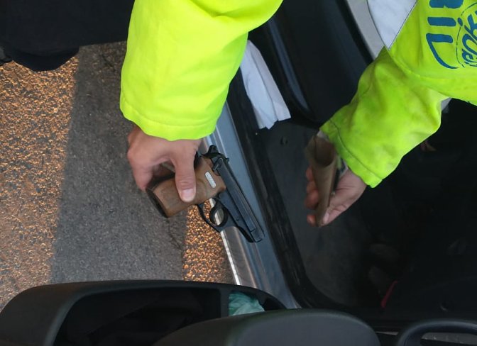 Ceres: Secuestraron arma a un automovilista
