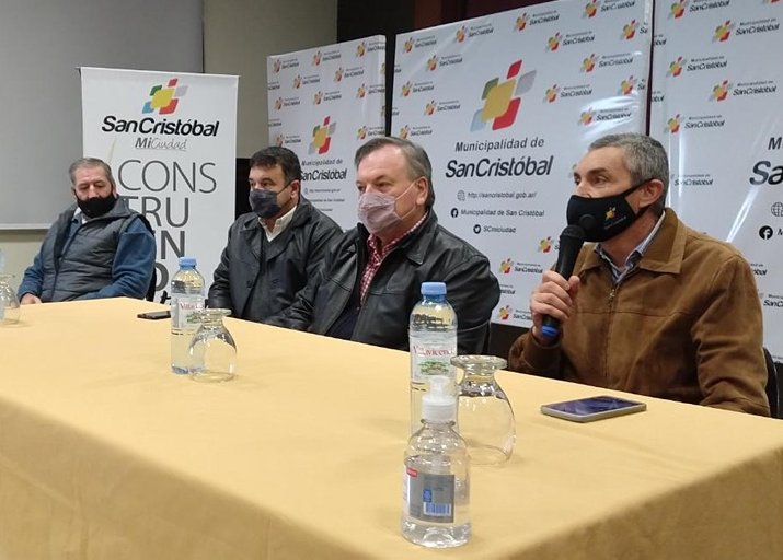 Michlig y González entregaron aportes en San Cristóbal