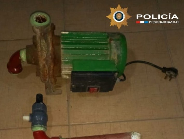 Dos detenidos por hurto en una dependencia comunal de Arrufó