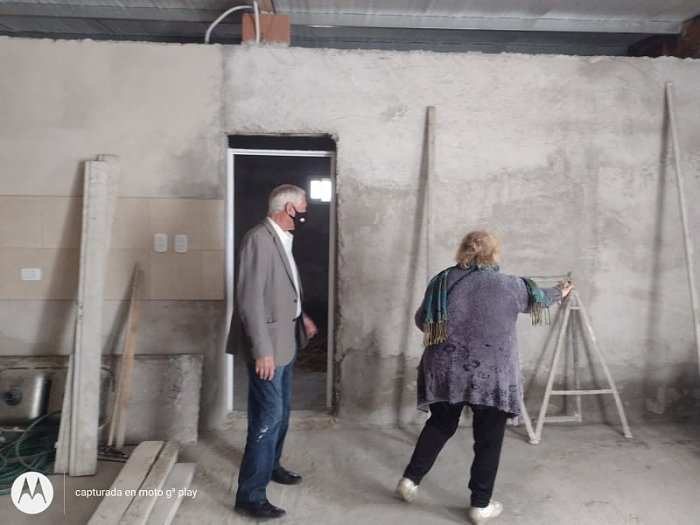 El Intendente visitó obras de instituciones de Suardi