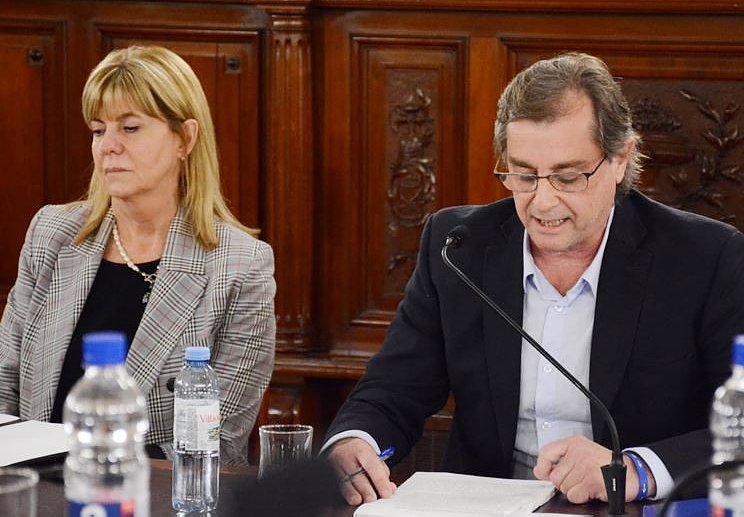 Senadores interpelaron a Capitani por distribución de fondos y alimentos