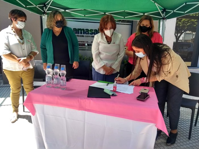 Alejandra Vigo en Morteros: 












































































































































Ossacra cubrirá gastos por préstamos de pelucas terapeúticas


