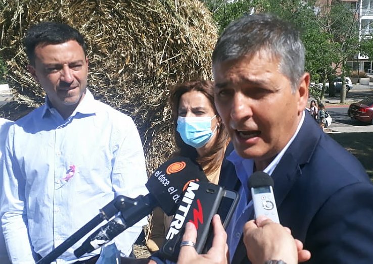 Bría acompañó a De Loredo en Córdoba y defendió a la cuenca lechera