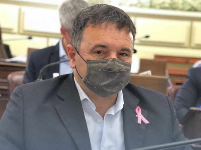 González calificó a Cantero como la peor Ministra de Educación 