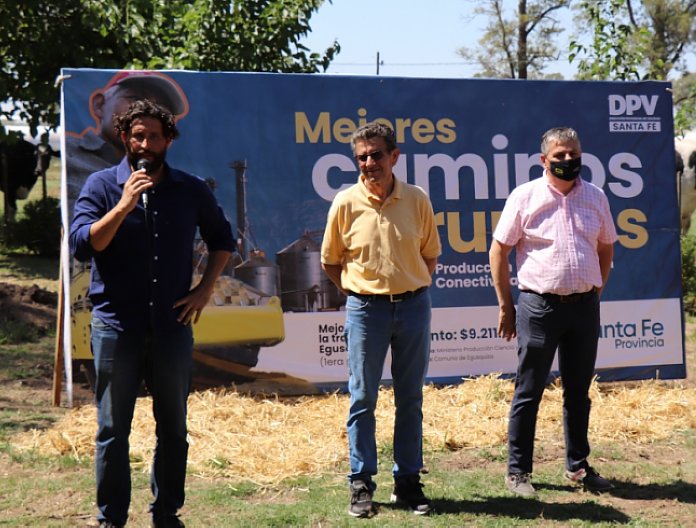 La provincia firmó convenios para mejorar caminos en Egusquiza y Josefina