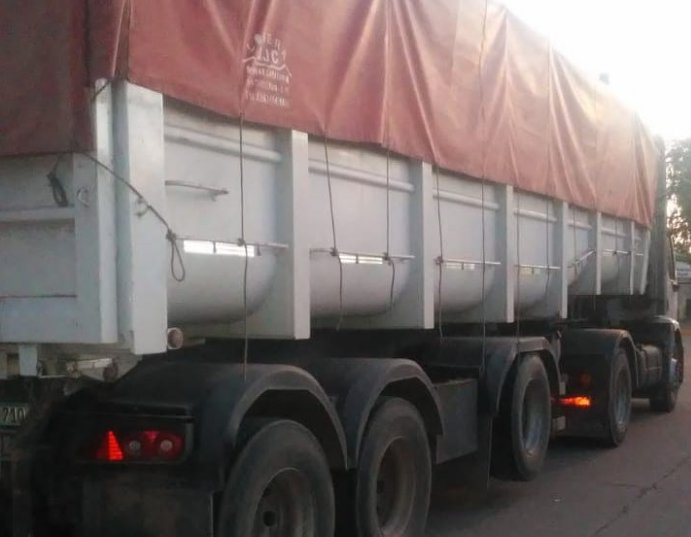 Morteros: Intentaron robar desde un camión y un auto