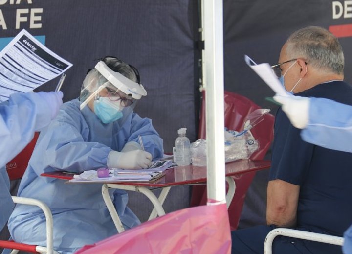 Informaron sobre otros 41 casos de coronavirus en Santa Fe