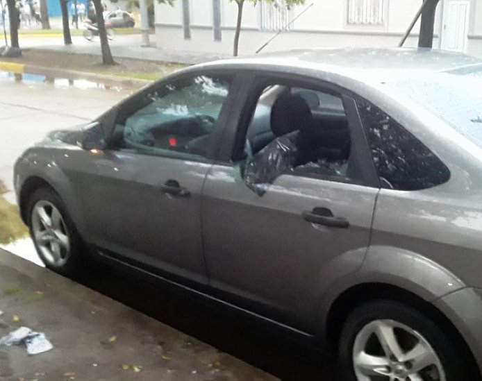 Morteros: Dos autos fueron vandalizados por 