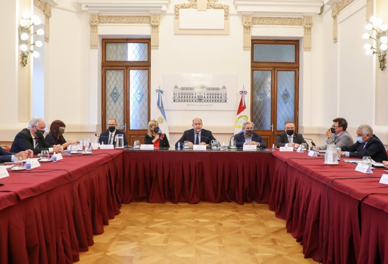 Perotti busca consenso político para revertir la crisis de la seguridad