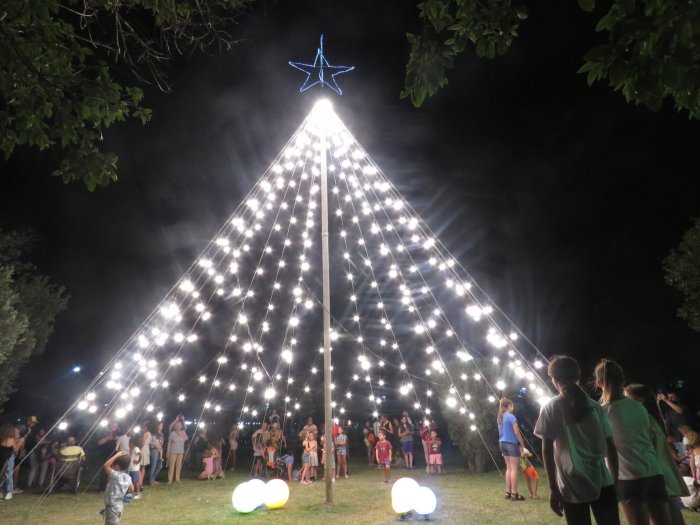 Se encendió la Navidad en Suardi