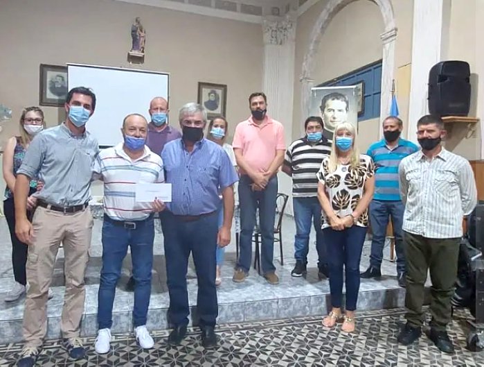 Concejales de Vignaud donaron sus dietas a instituciones de la localidad