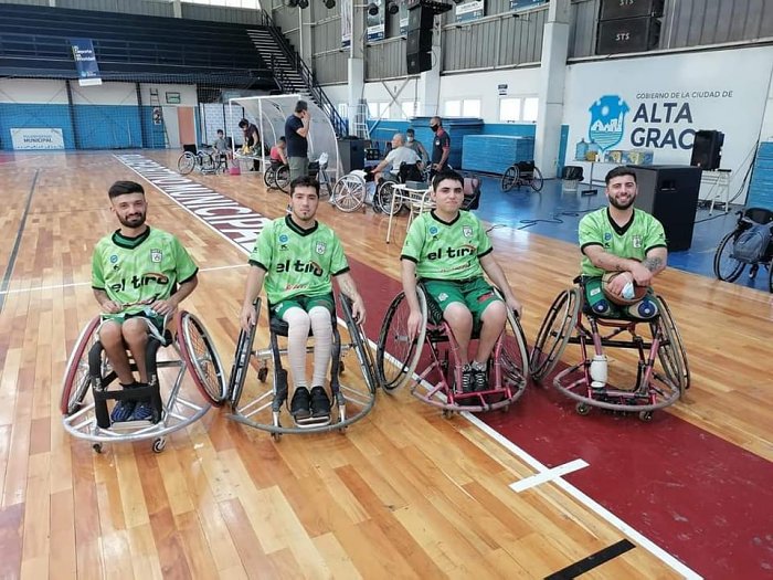 El equipo de Básquet Adaptado de Tiro Federal jugó su primer torneo oficial